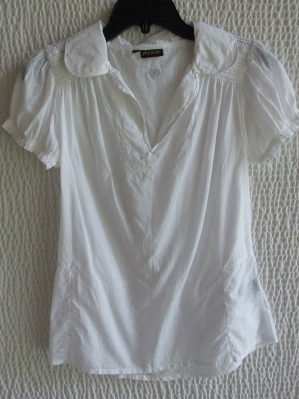 Delicate Smocked Kuhl Solid White Shirt Women M 100% Cotton Semi Sheer Embroider
